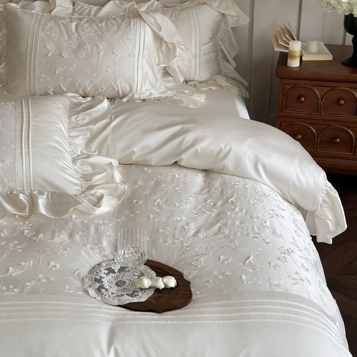 Pure Lily of the Valley Embroidery Bedding set