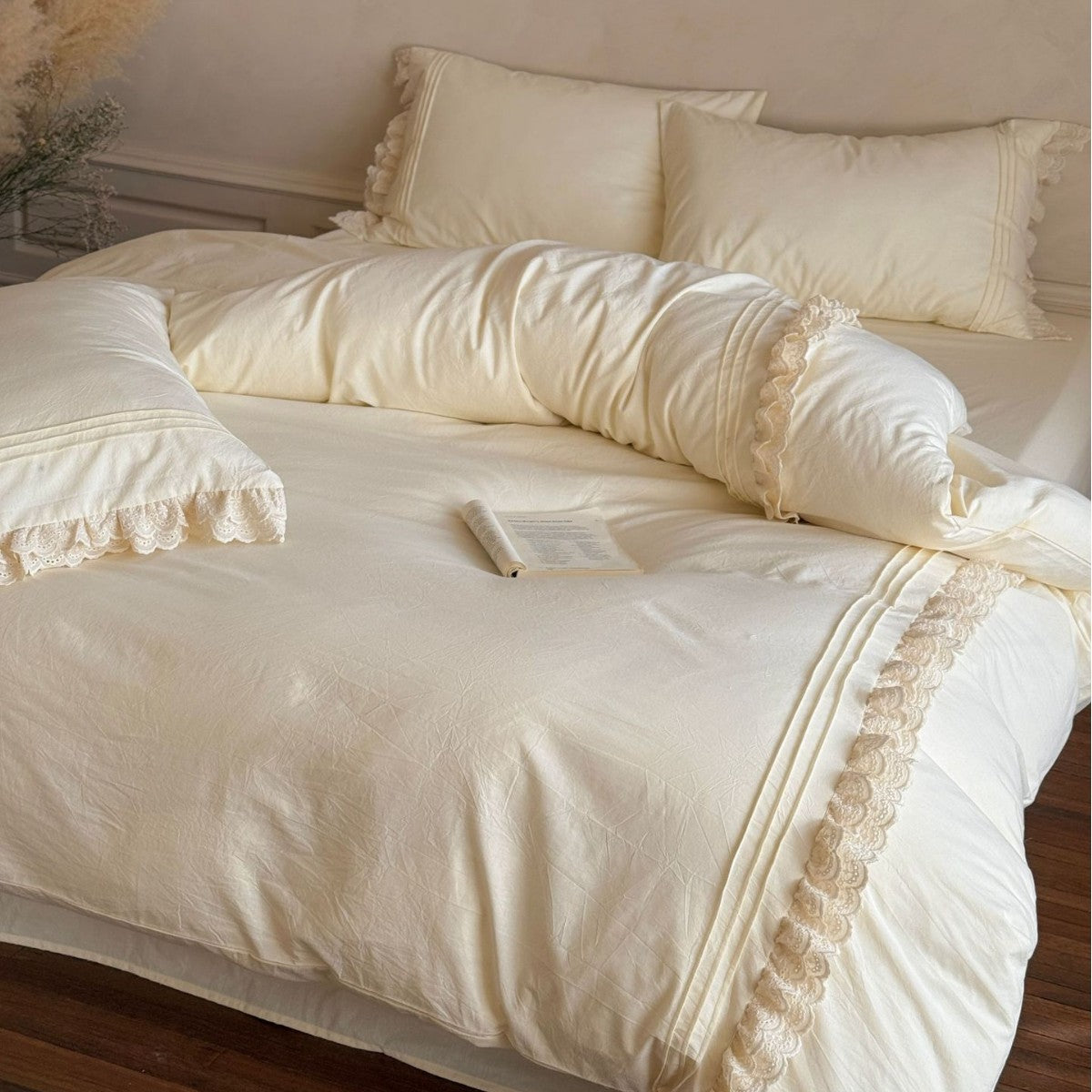 Ivory Lace Ruffle Comforter Set