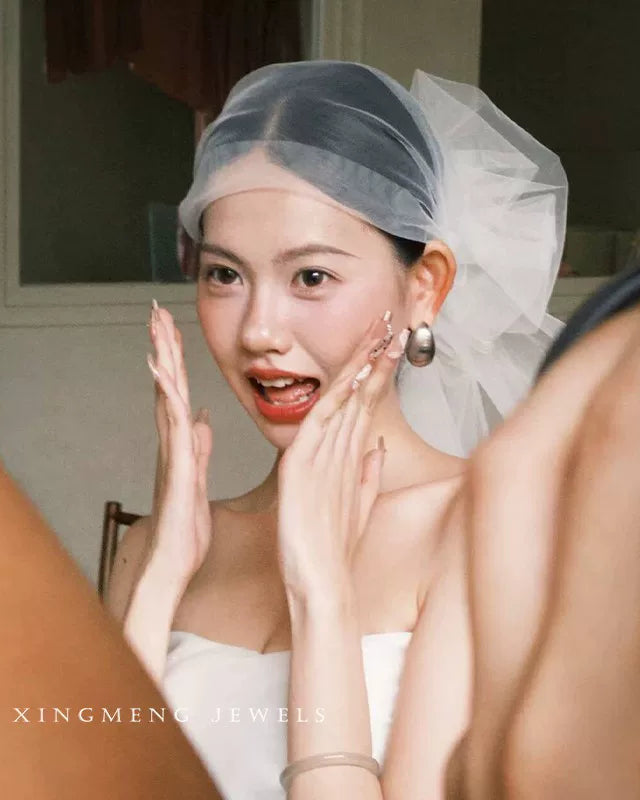 Vintage bridal veil (Same Ear Pins Included)