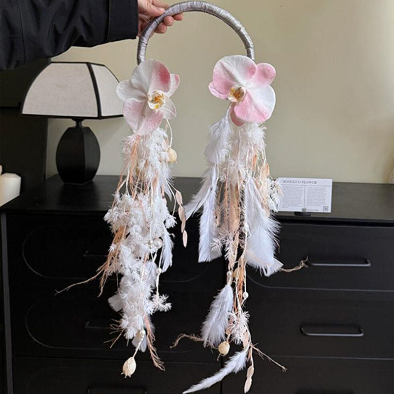 New simulated bride, hand-held flowers, handmade DIY homemade materials, packed pearl waterfall, wedding photo shoot, for ladies