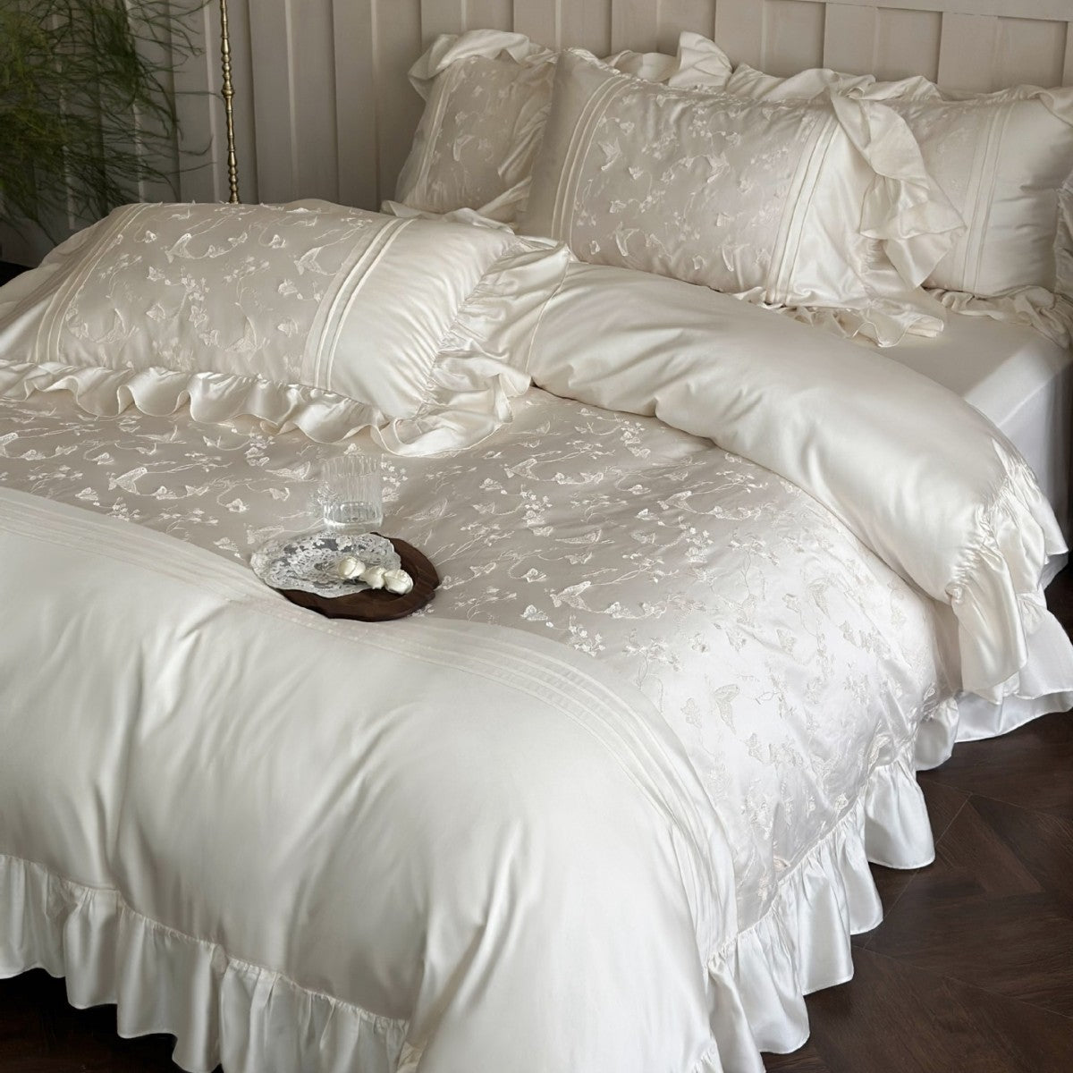 Pure Lily of the Valley Embroidery Bedding set
